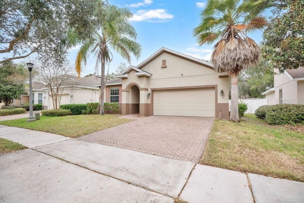 Photo of 680 Preakness Cir, Deland, FL 32724 (MLS # V4946523)