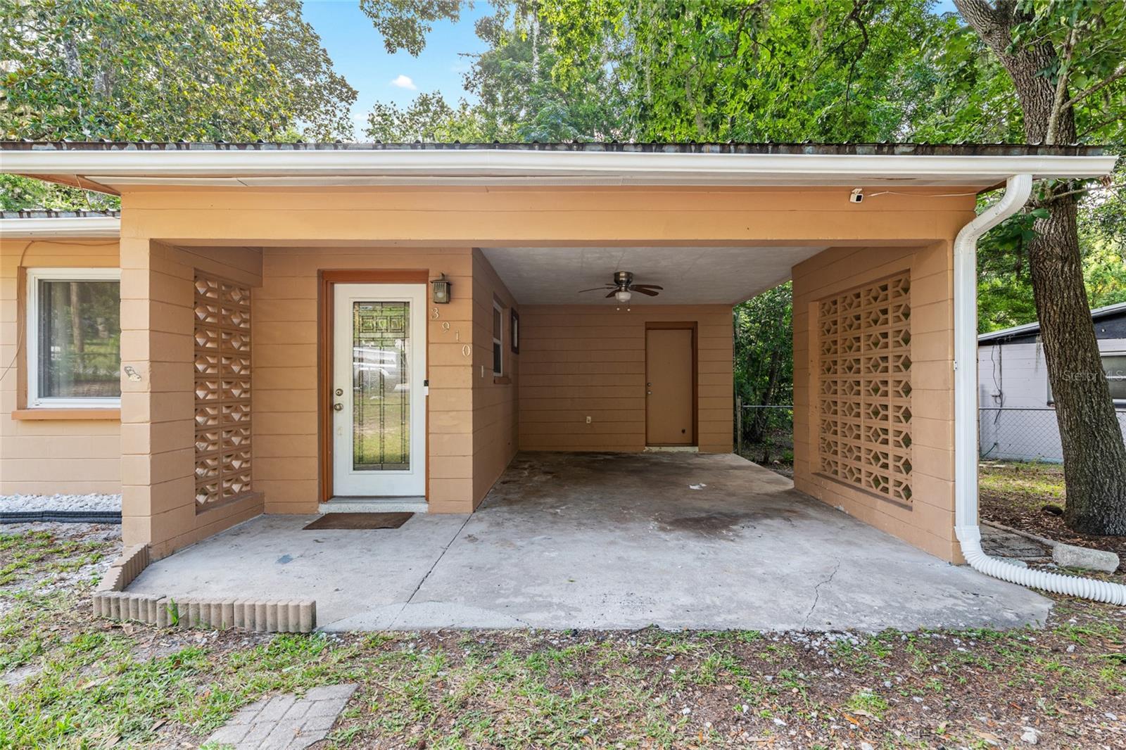 3910 SE 14TH TERRACE