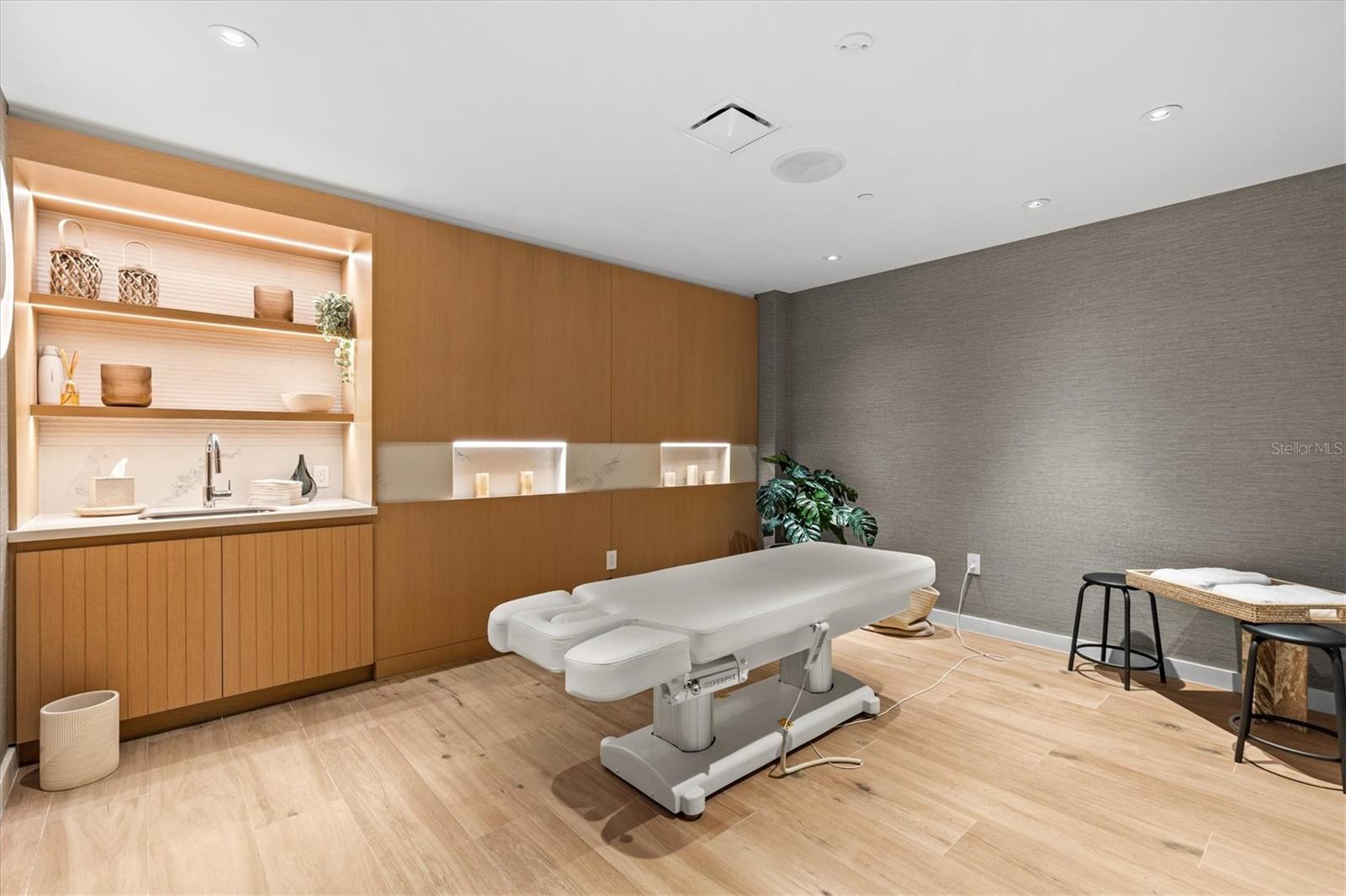 SERENA BY THE SEA CONDO - Residential