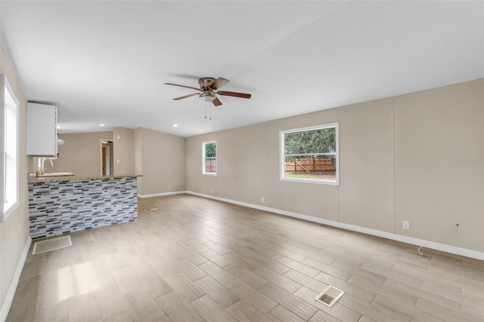 LAKE PIERCE RANCHETTES FIFTH ADD - Residential Lease