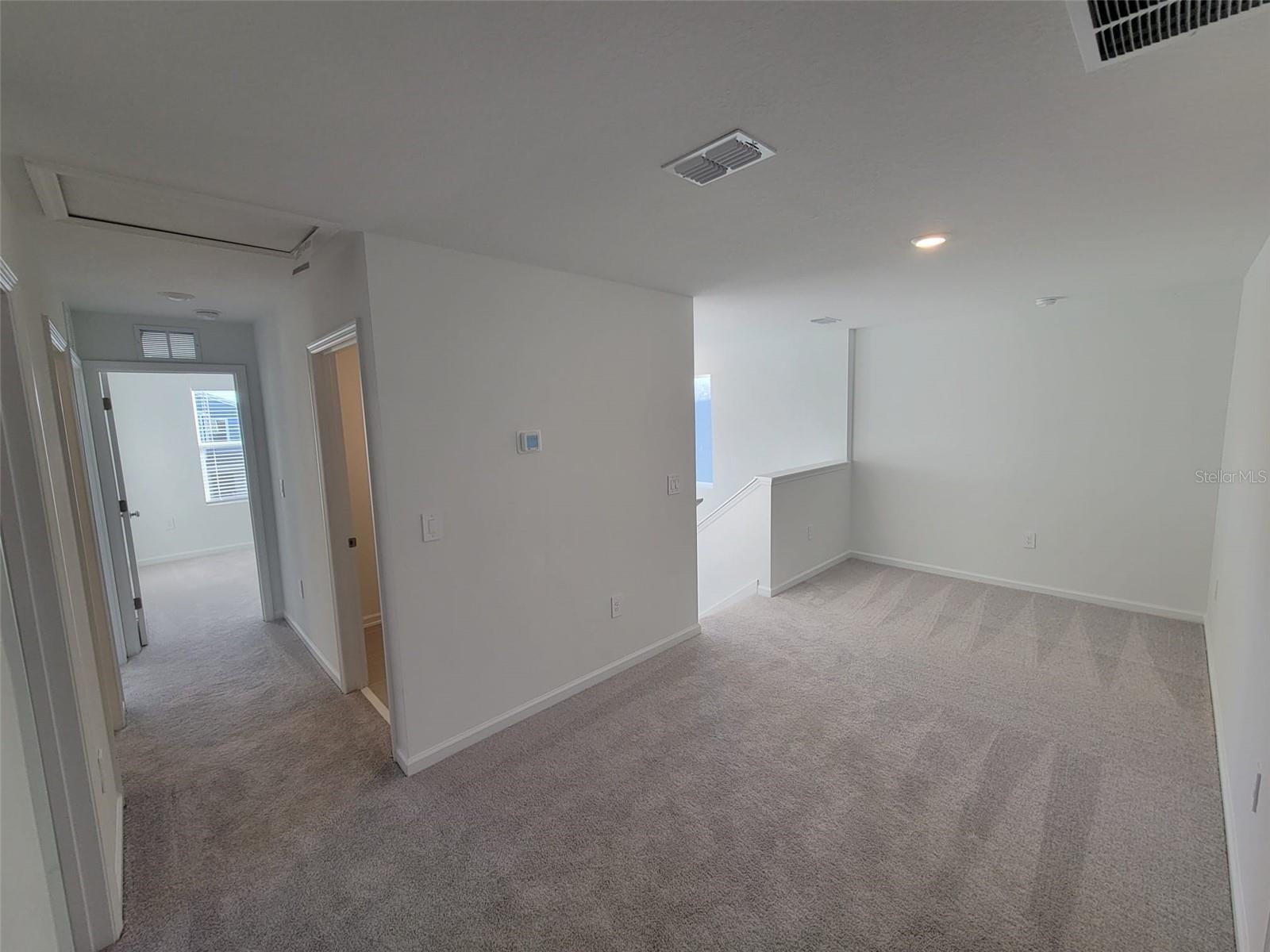 HUNT CLUB/LK WALES PH 1 - Residential Lease