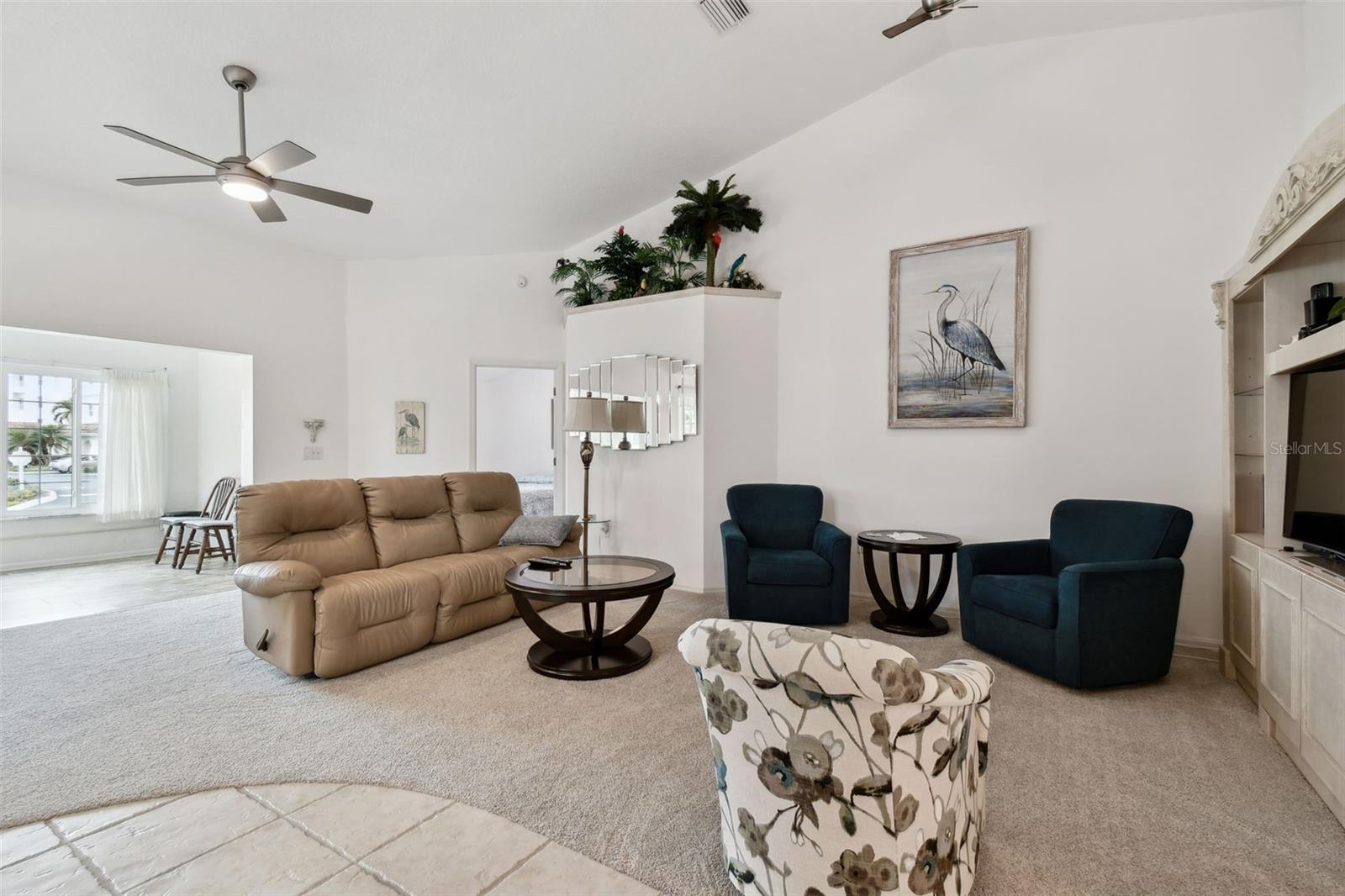 2906 CAPTAINS COURT