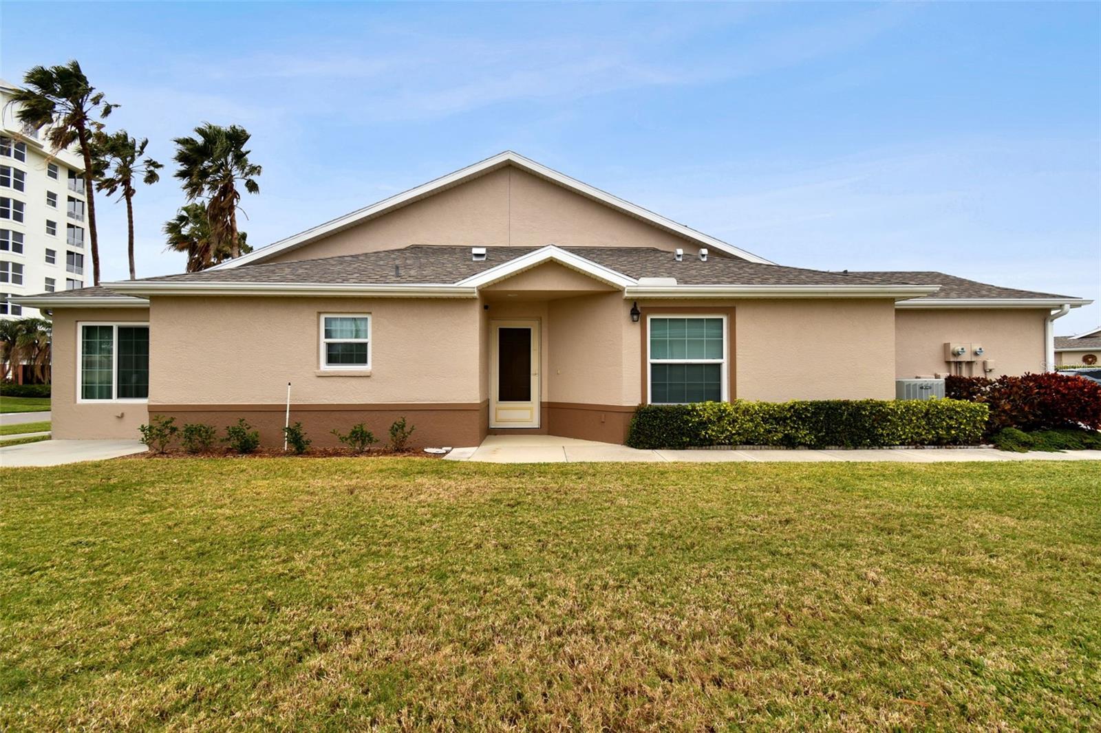 2906 CAPTAINS COURT
