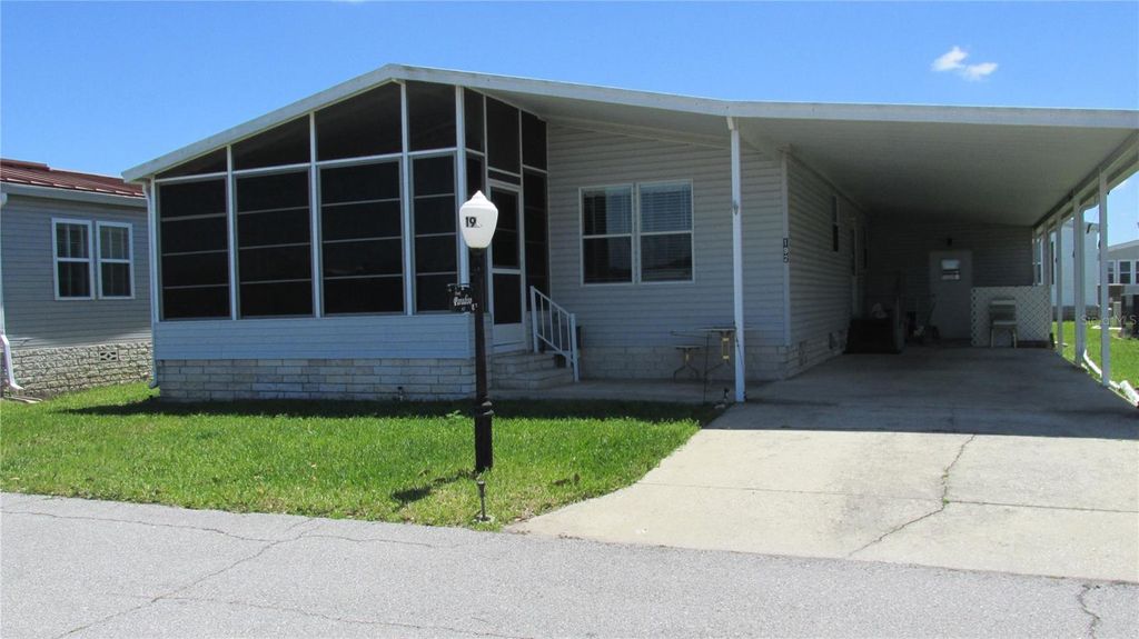 Photo of 192 Dartmouth Drive, Haines City, FL 33844 (MLS # L4961052)