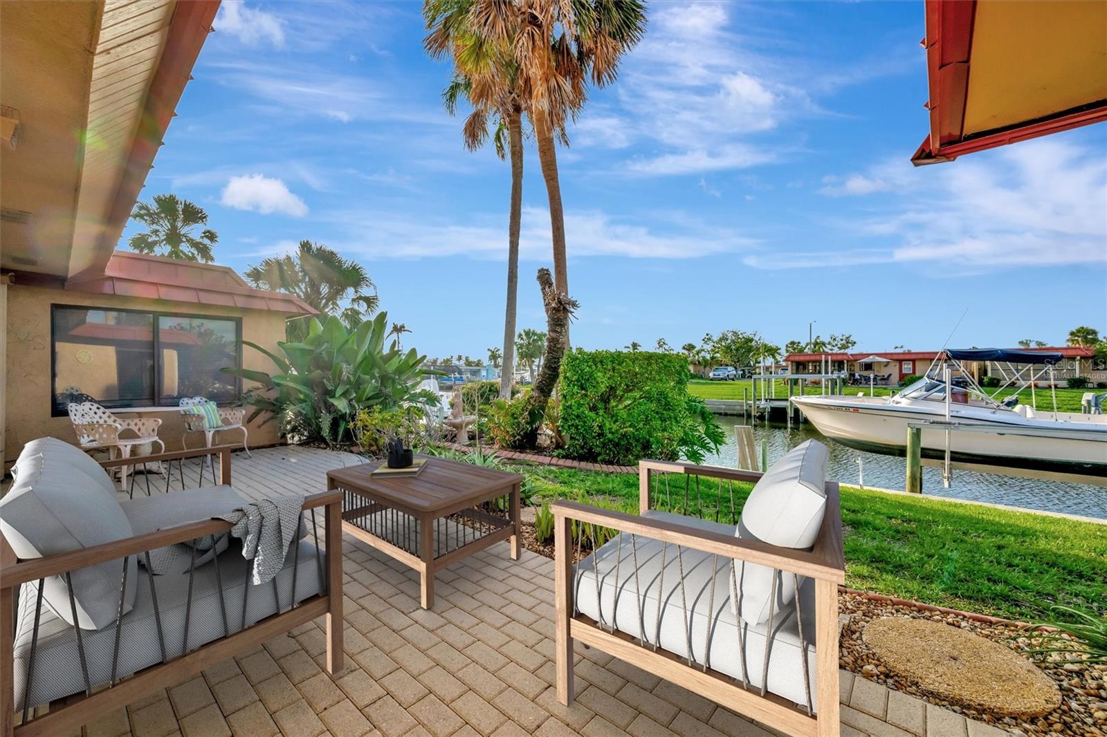 PALMA SOLA HARBOUR SEC 1 - Residential