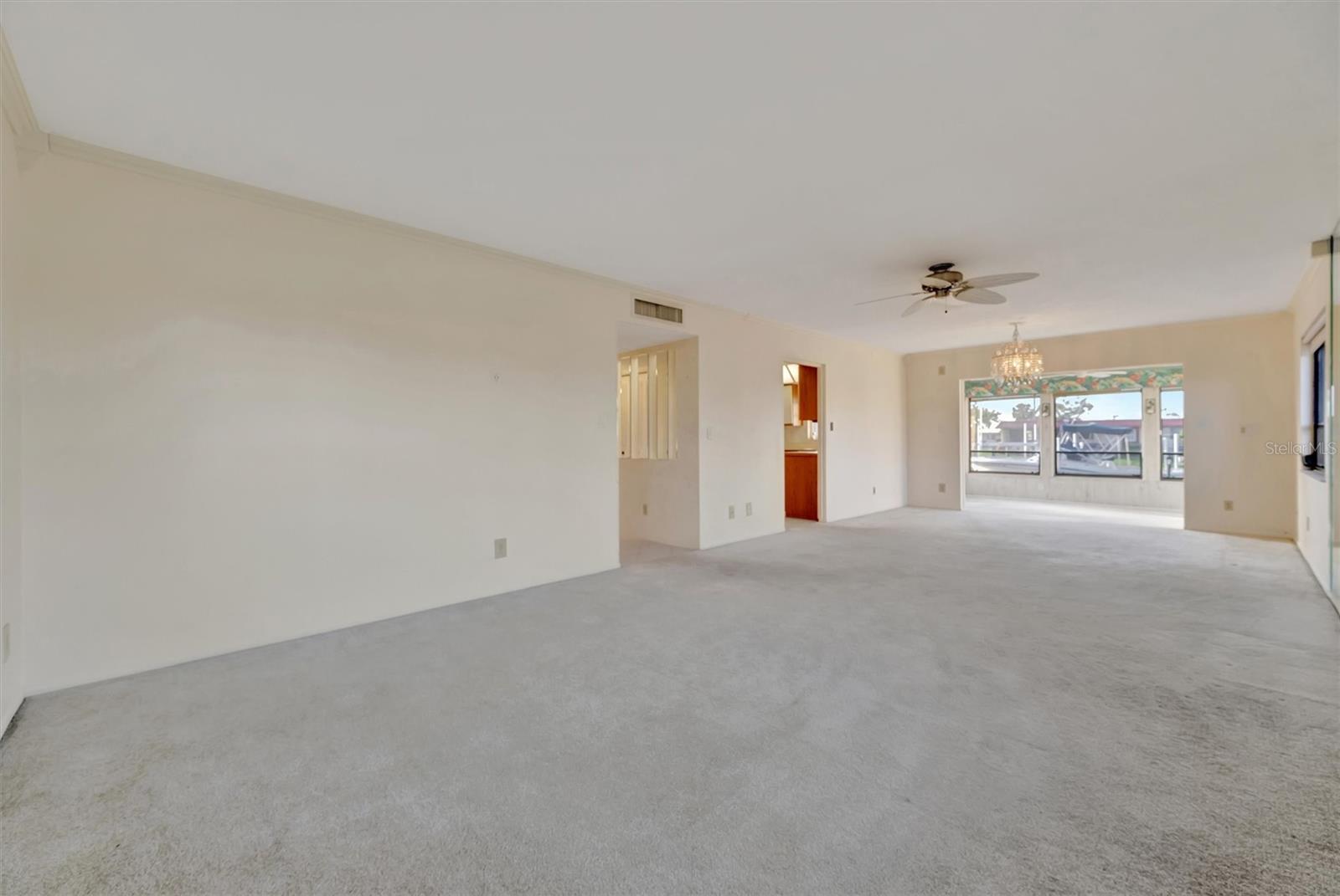 PALMA SOLA HARBOUR SEC 1 - Residential