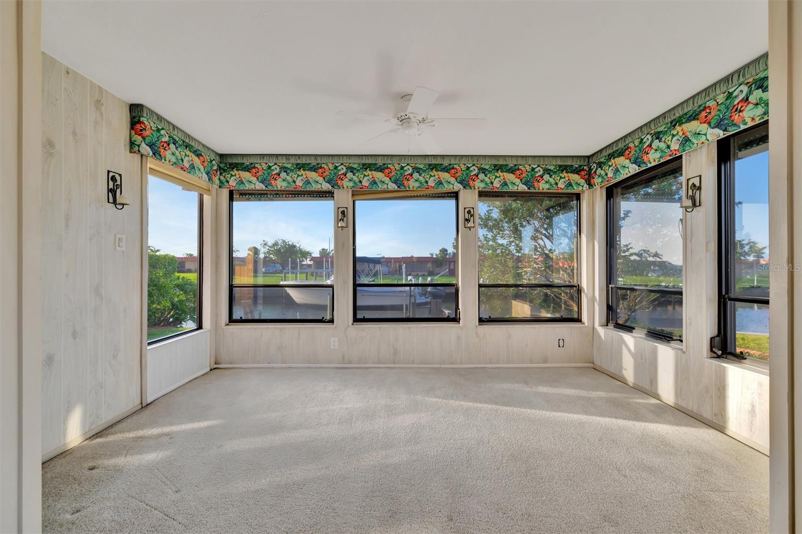 PALMA SOLA HARBOUR SEC 1 - Residential