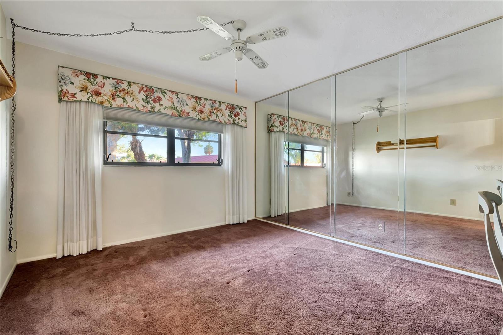 PALMA SOLA HARBOUR SEC 1 - Residential