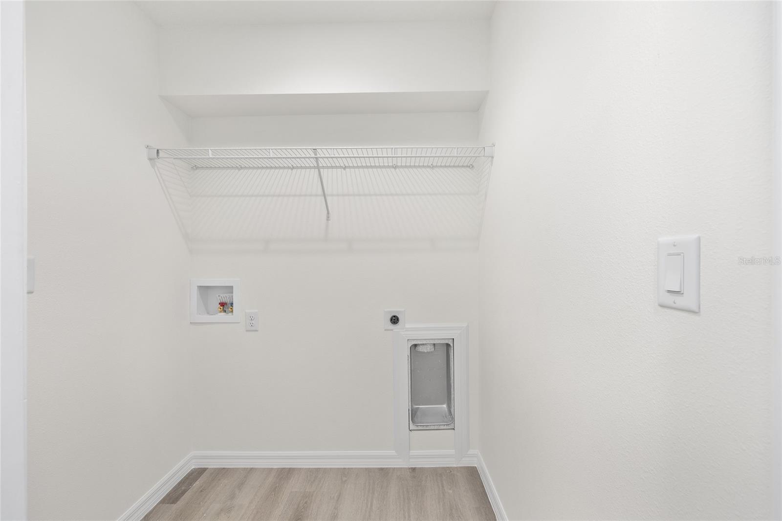 TRAILS EAST - Residential Lease