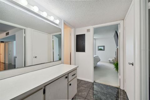 Condominium in CLEARWATER BEACH FL 450 GULFVIEW BOULEVARD 29.jpg