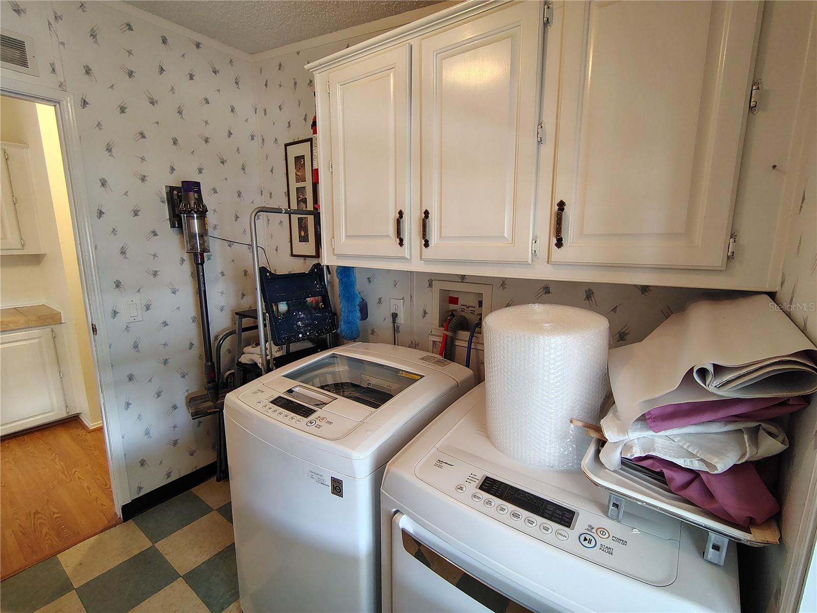 TIMBERWOOD ESTATES - Residential