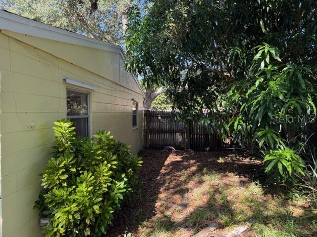 DIXIE GARDENS - Residential