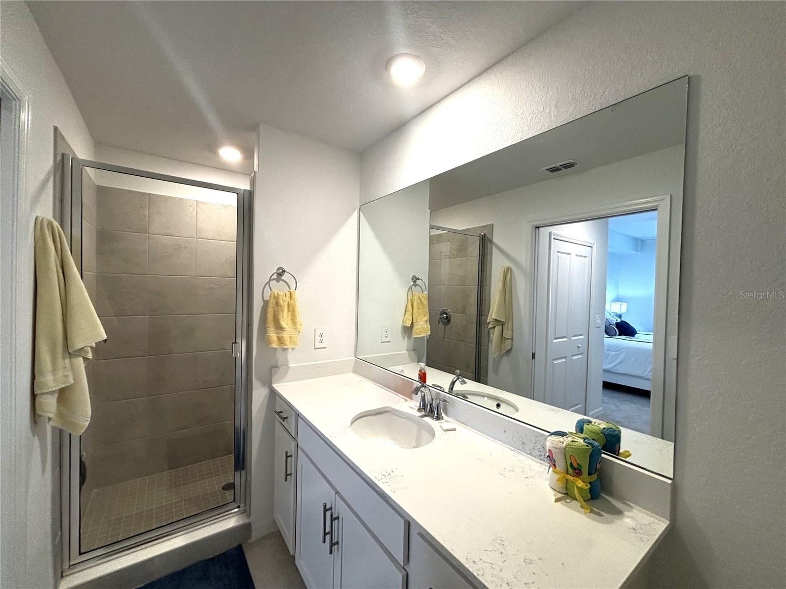 WELLEN GOLF & COUNTRY CLUB - Residential Lease