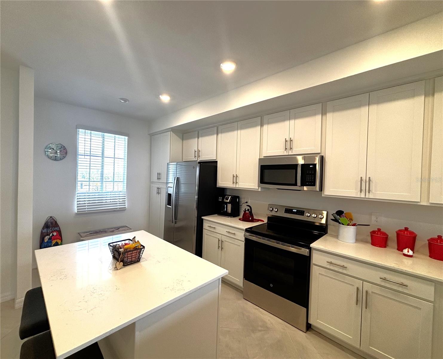 WELLEN GOLF & COUNTRY CLUB - Residential Lease