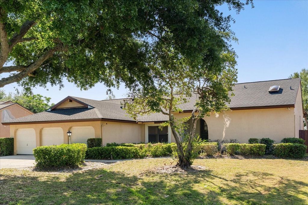 Photo of 6135 Crystal View Drive, Orlando, FL 32819 (MLS # S5151270)