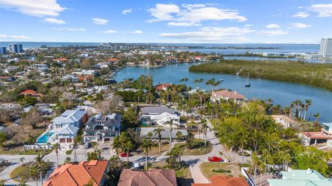 A home in SARASOTA