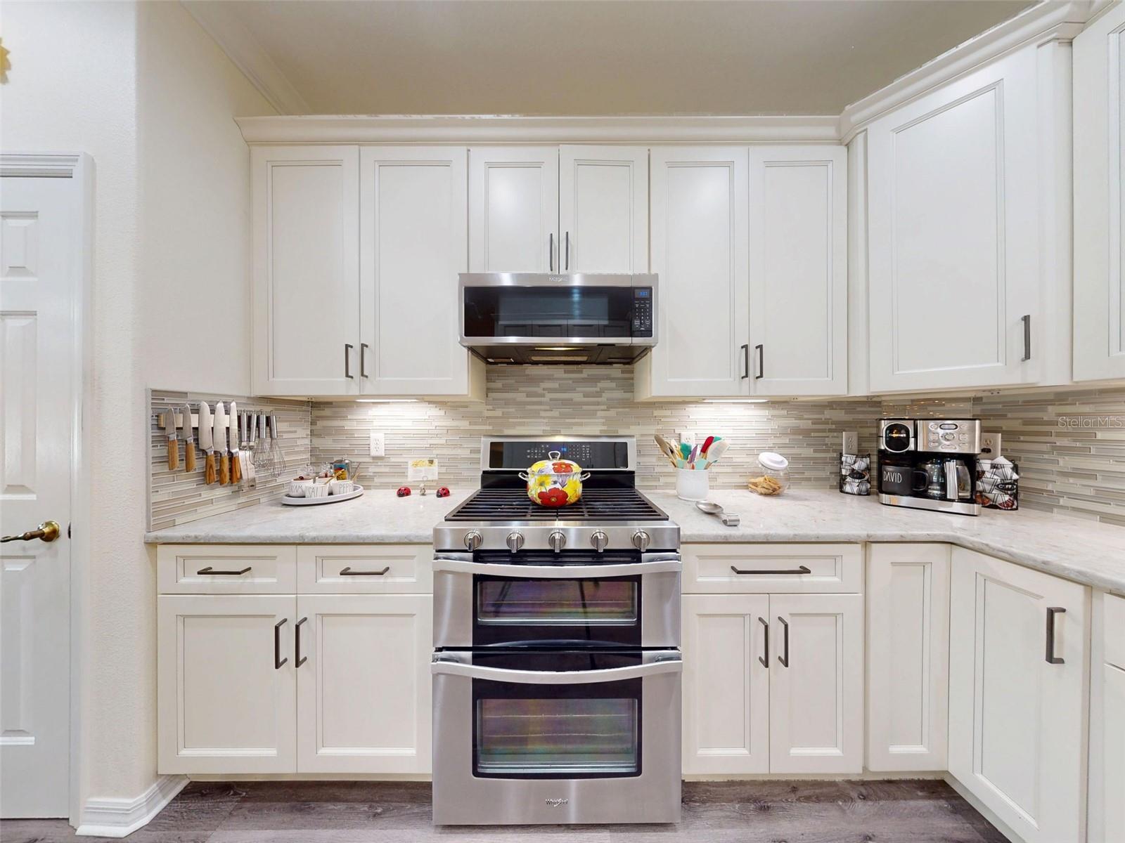 CANDLER HILLS EAST PH 1 UNITS B.C.D.F.G. - Residential
