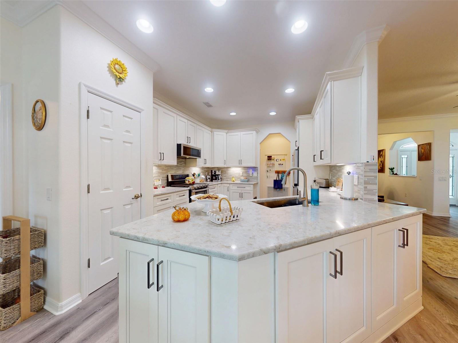 CANDLER HILLS EAST PH 1 UNITS B.C.D.F.G. - Residential