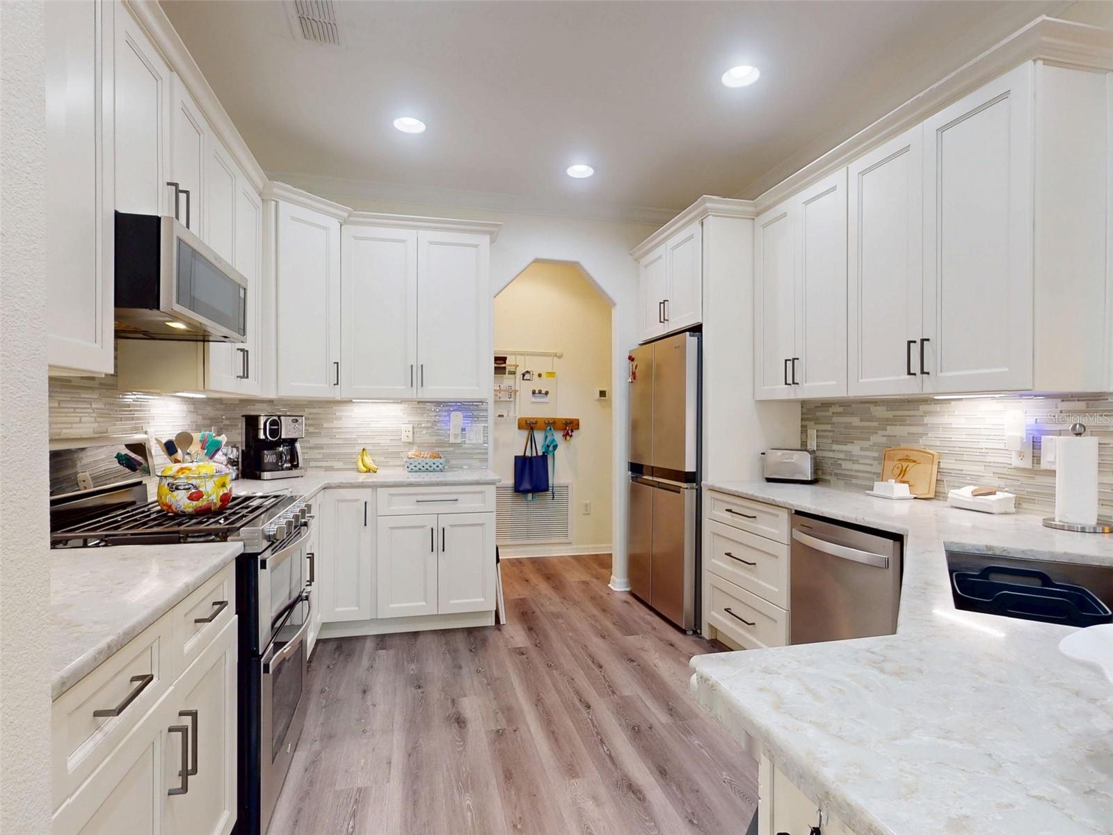 CANDLER HILLS EAST PH 1 UNITS B.C.D.F.G. - Residential