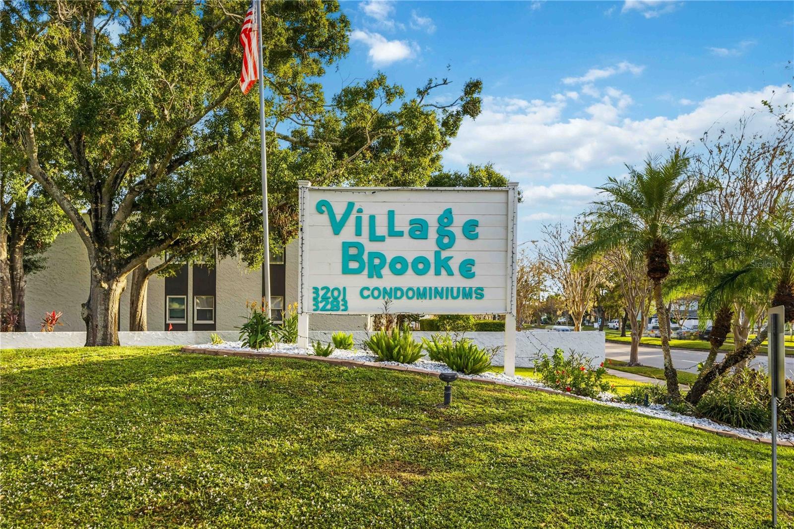VILLAGE BROOKE SEC 1 - Residential
