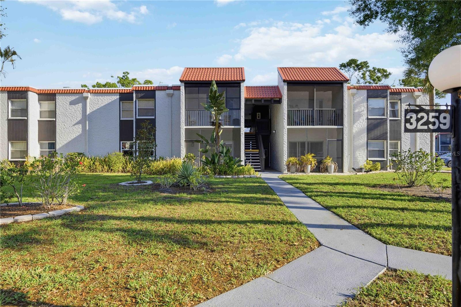 VILLAGE BROOKE SEC 1 - Residential