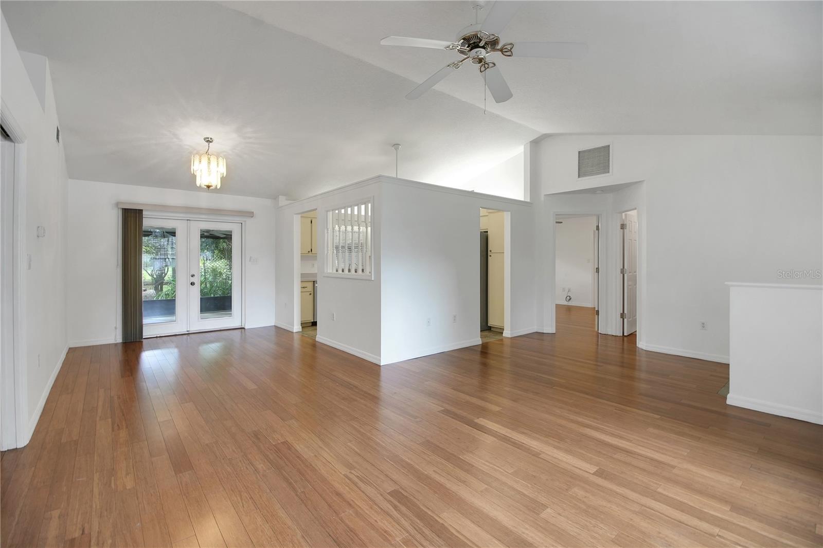 WEDGEWOOD CLUB - Residential