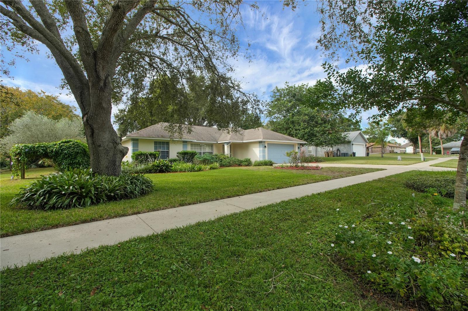 WEDGEWOOD CLUB - Residential