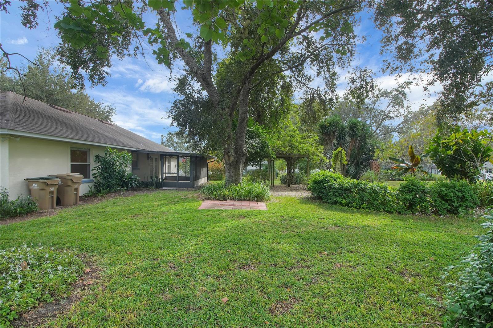 WEDGEWOOD CLUB - Residential