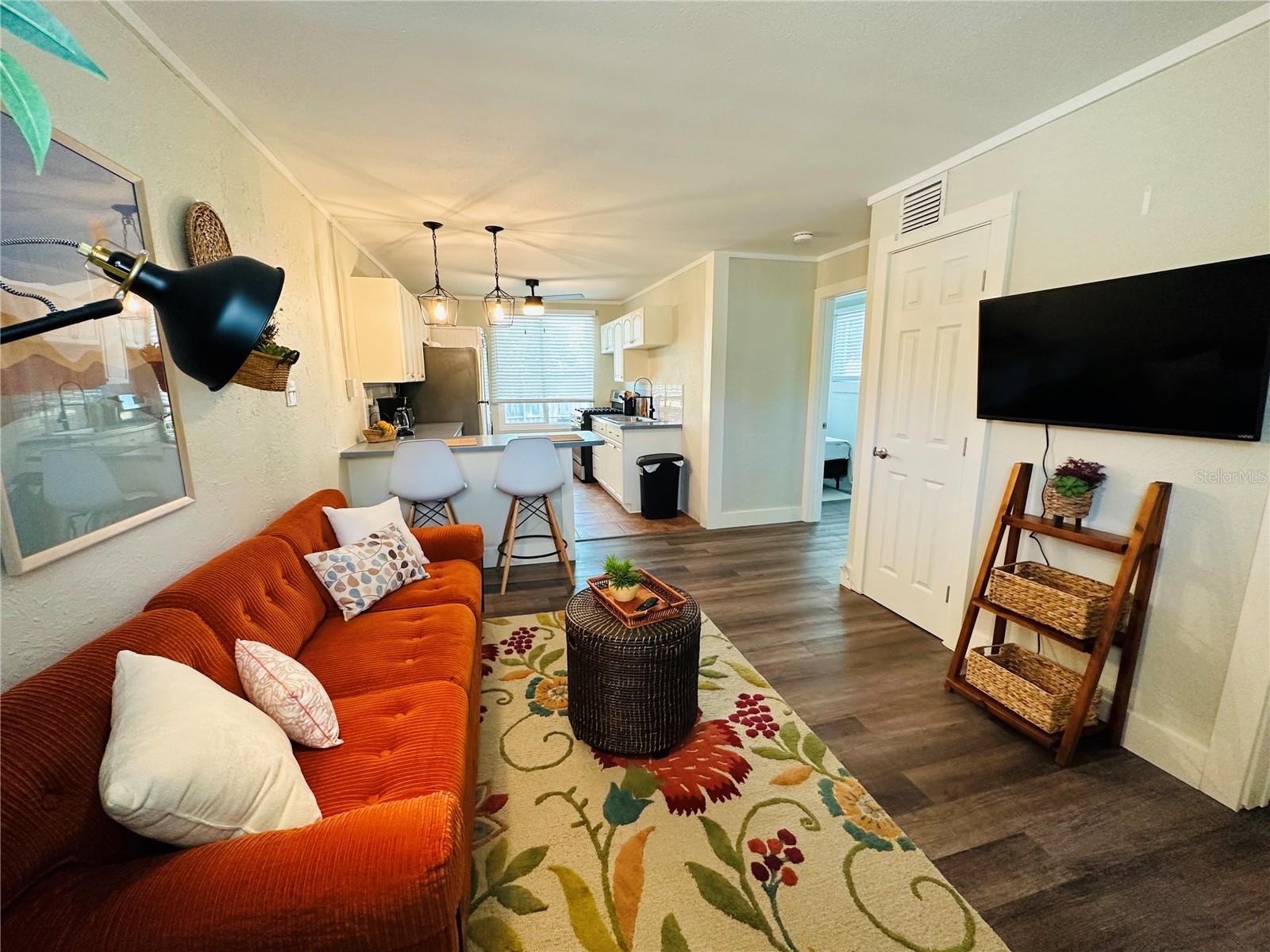 BALLENTINE MANOR ESTATES - Residential Income