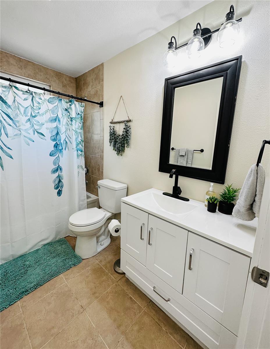 BALLENTINE MANOR ESTATES - Residential Income