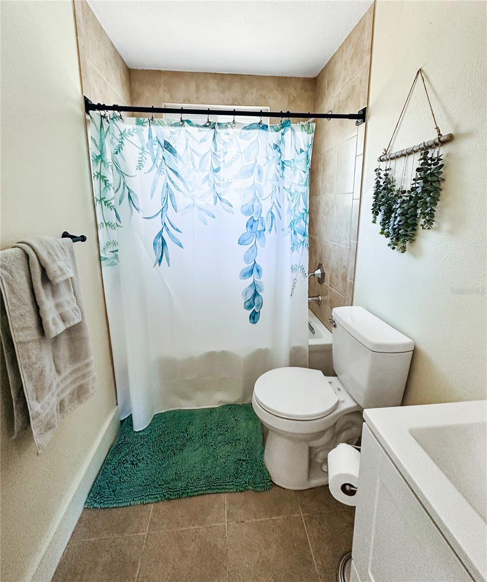 BALLENTINE MANOR ESTATES - Residential Income