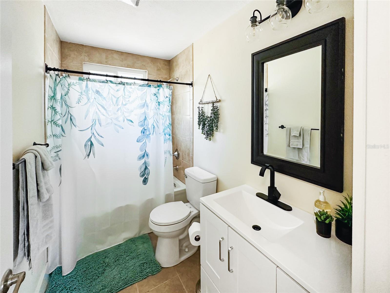 BALLENTINE MANOR ESTATES - Residential Income