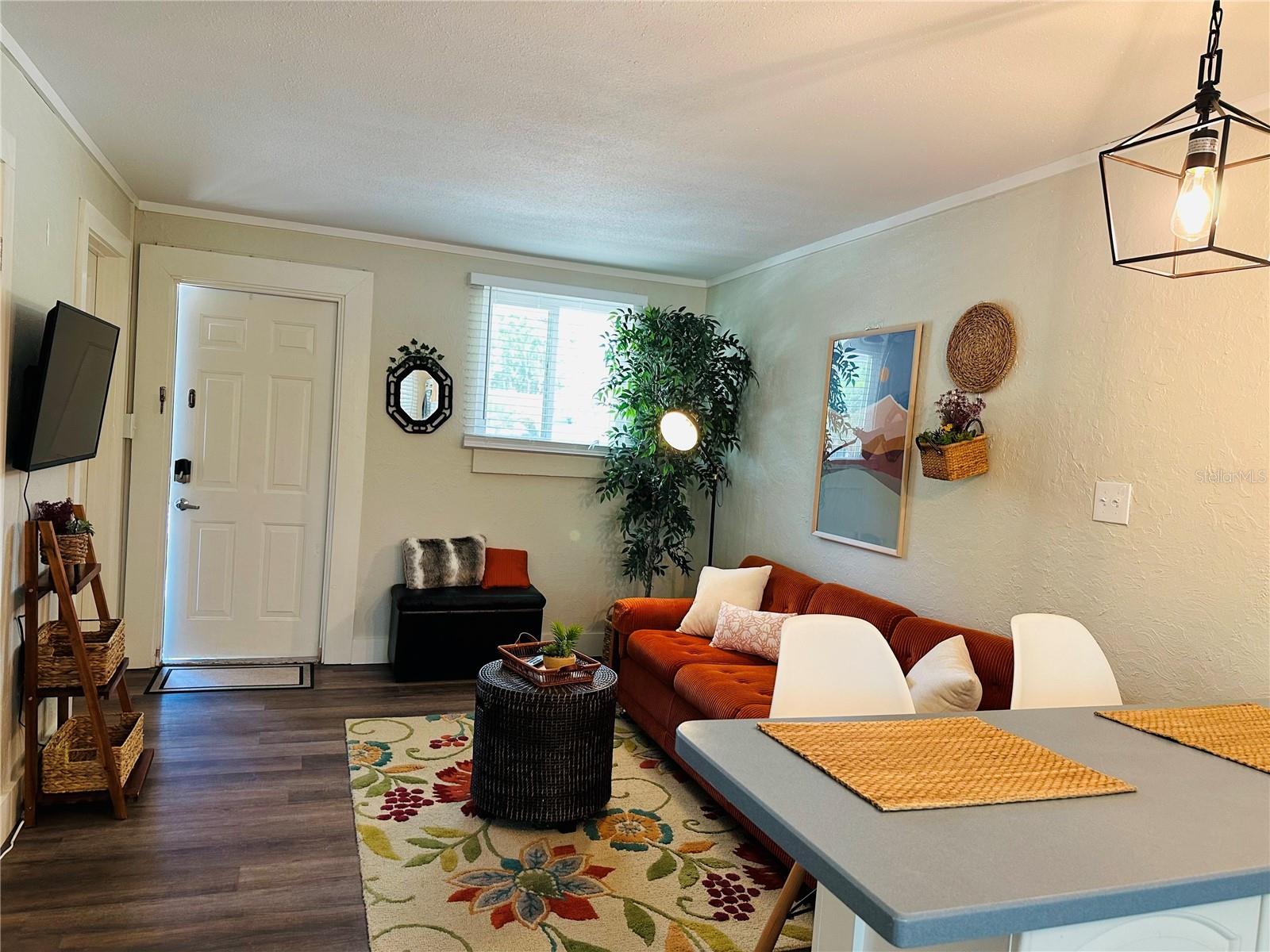 BALLENTINE MANOR ESTATES - Residential Income