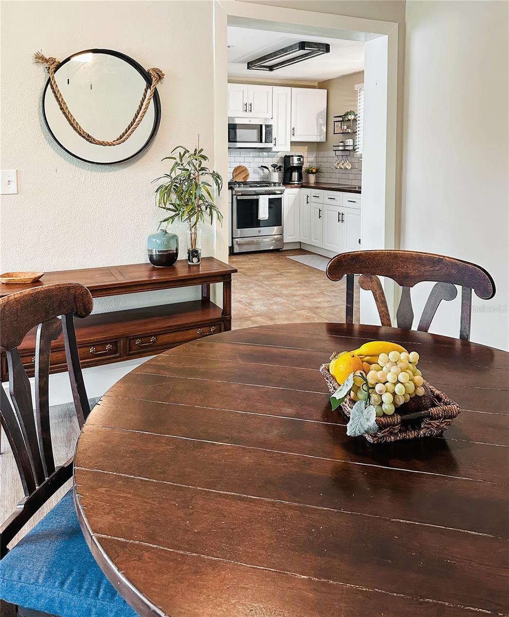 BALLENTINE MANOR ESTATES - Residential Income