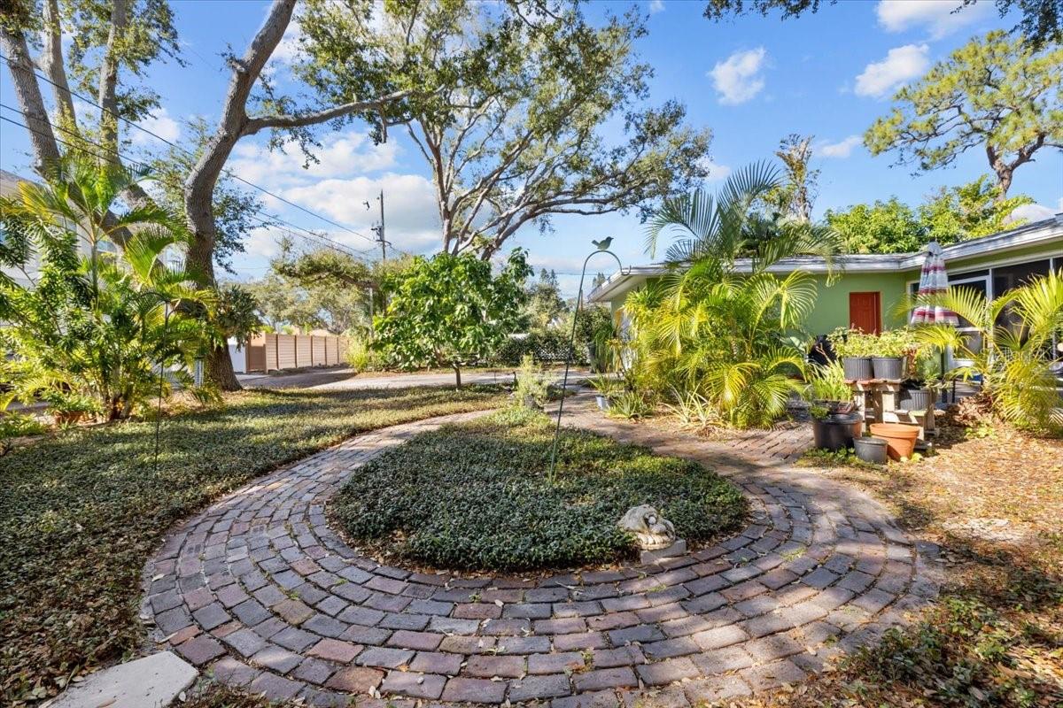 POWERS BAYVIEW ESTATES - Residential