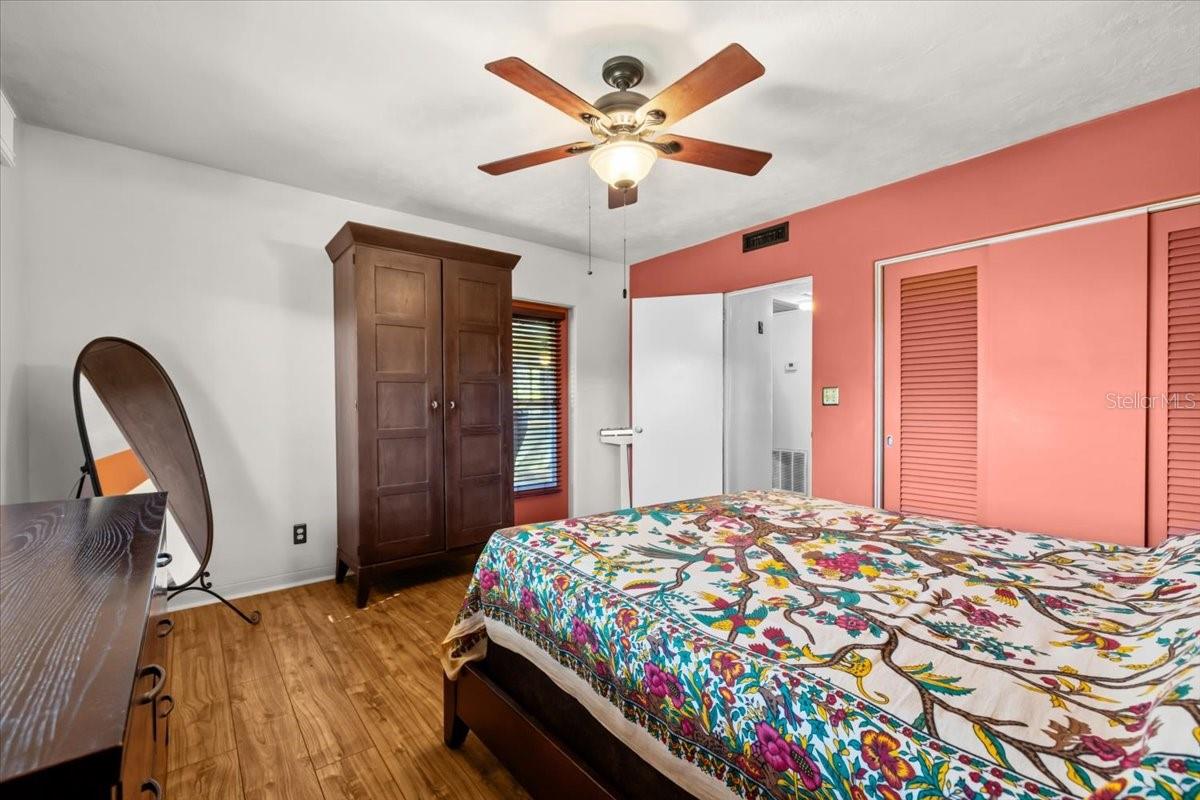 POWERS BAYVIEW ESTATES - Residential