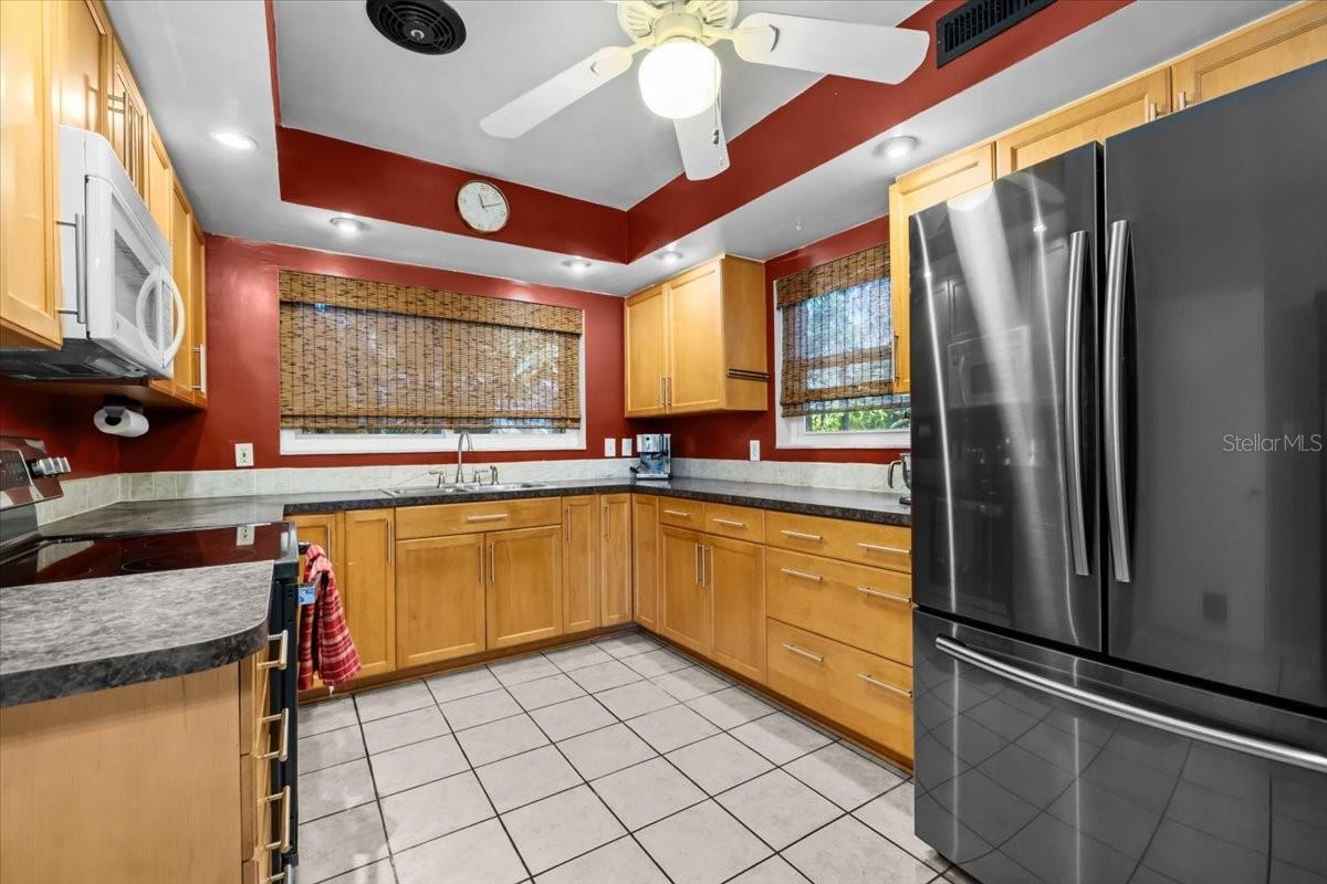 POWERS BAYVIEW ESTATES - Residential