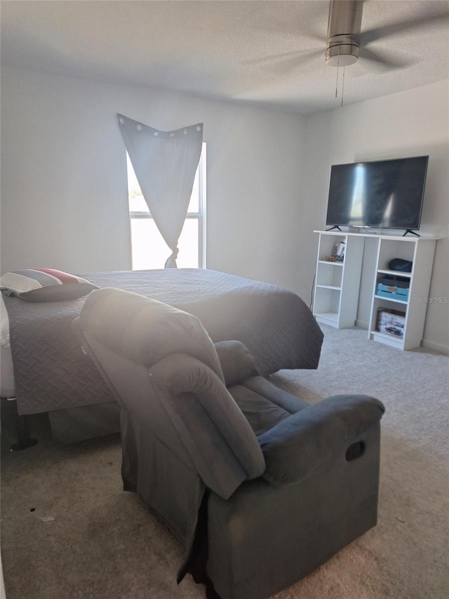 HUNT CLUB GROVES 50S - Residential Lease