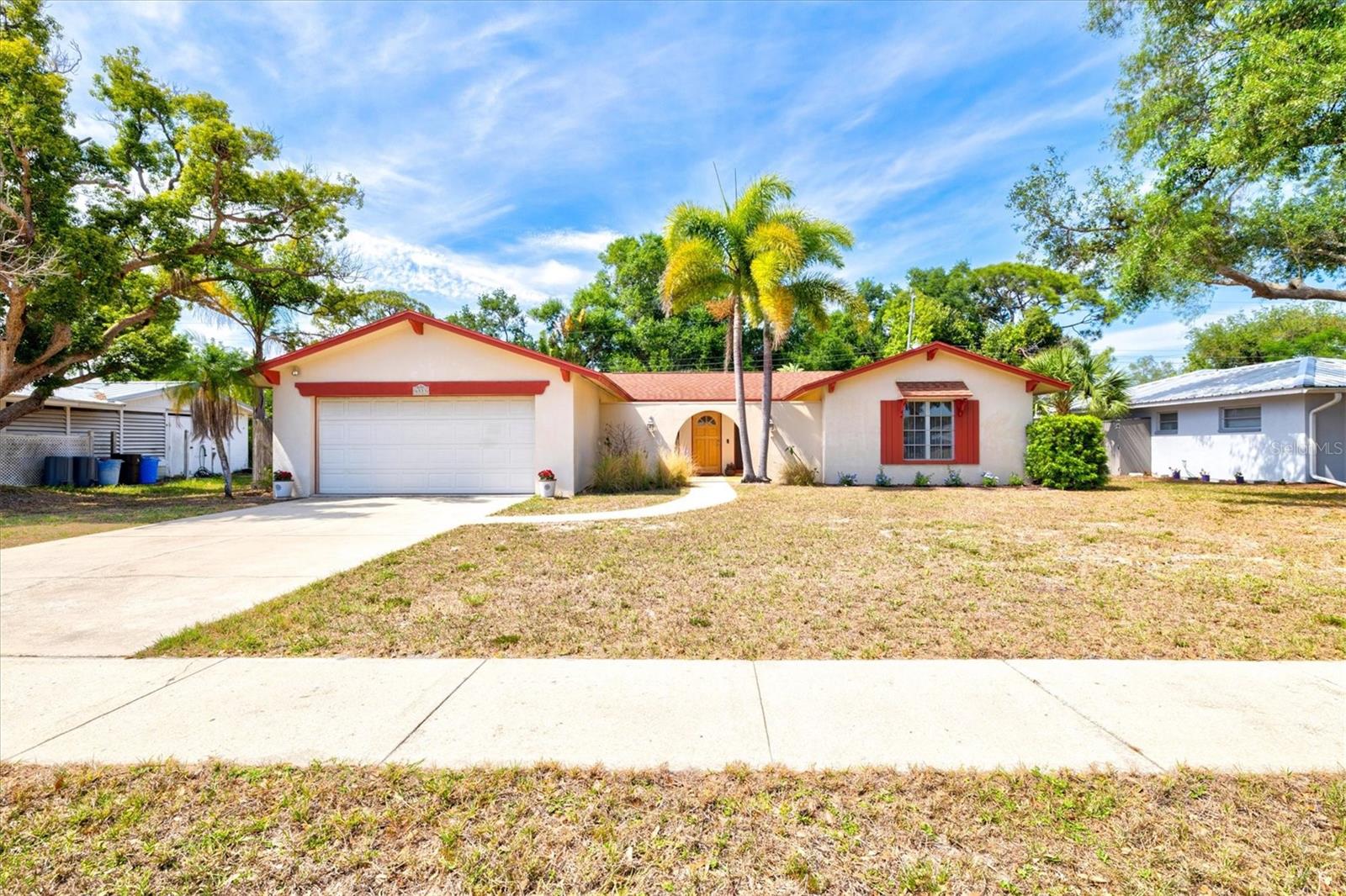 6533 BOWLINE DRIVE