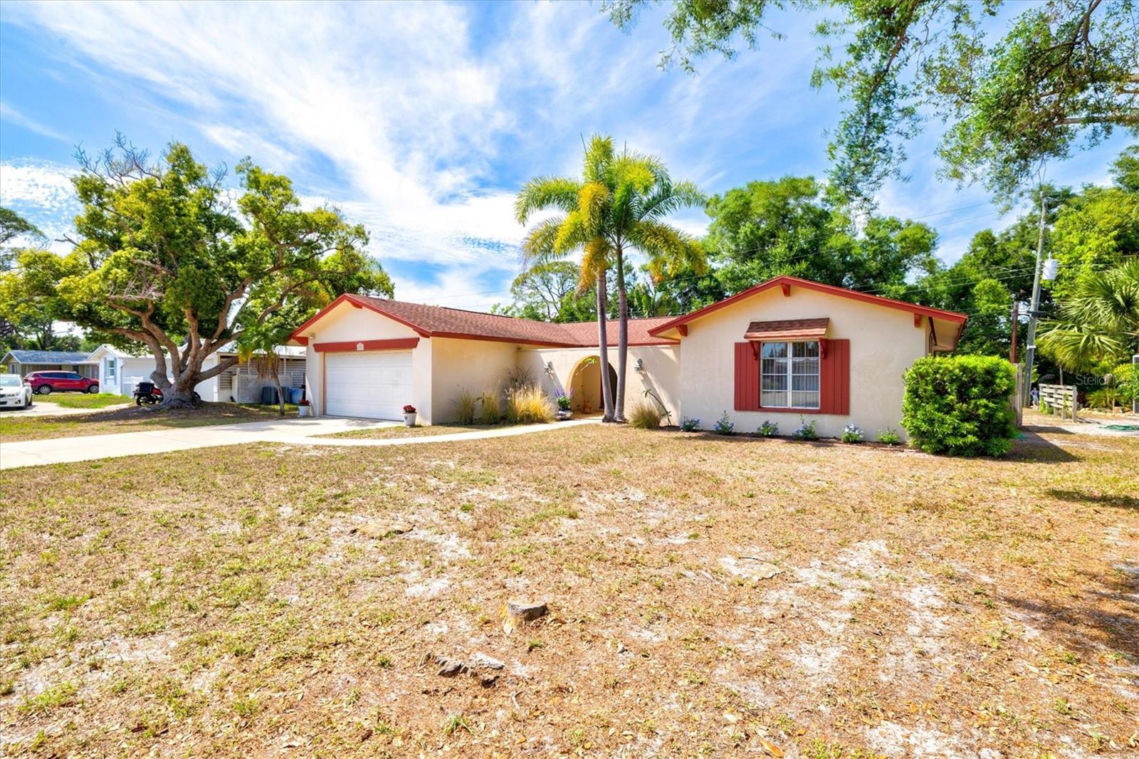 6533 BOWLINE DRIVE