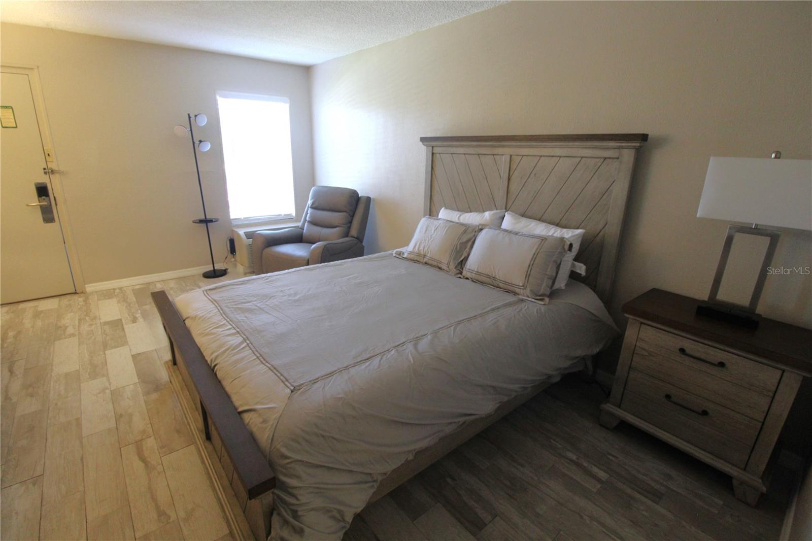 GARDEN APTS - Residential Lease