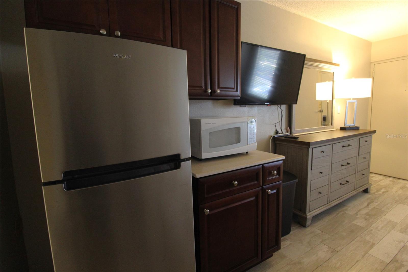 GARDEN APTS - Residential Lease