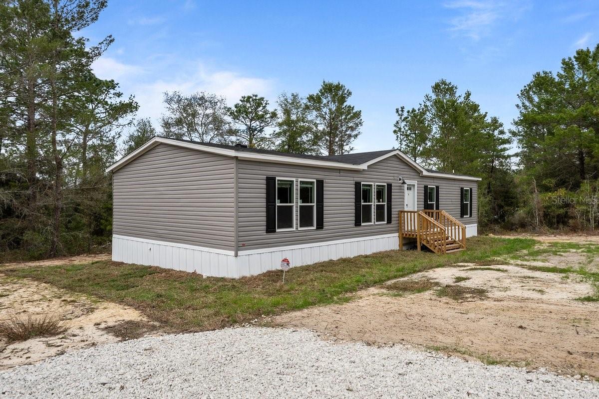 MELROSE LANDING - Residential