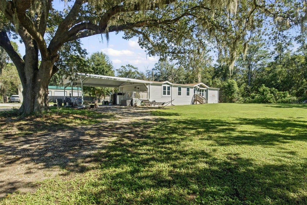 Photo of 2125 Myrtle Road, Lakeland, FL 33810 (MLS # P4940146)