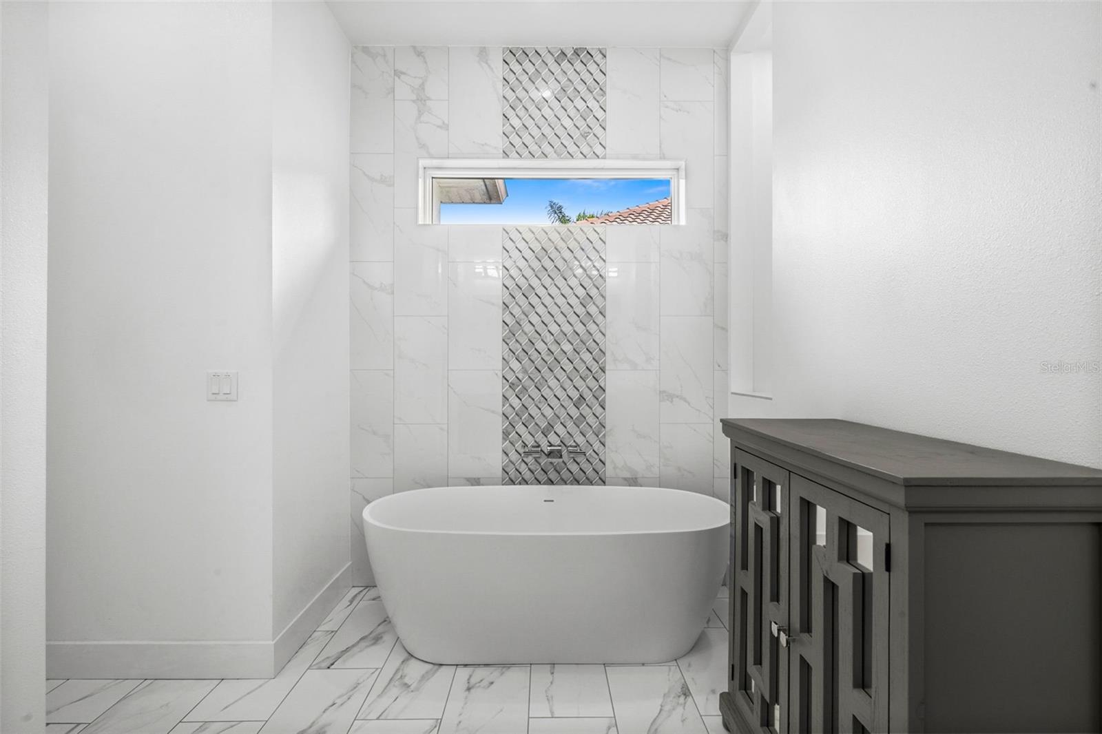 PUNTA GORDA ISLES SEC 11 - Residential