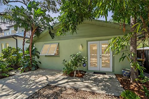 2410 FLOYD STREET SARASOTA FL 34239