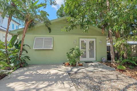 A home in SARASOTA