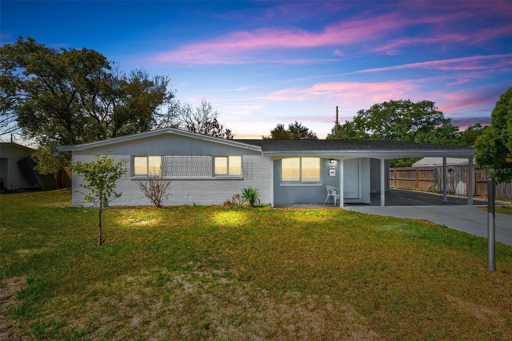 Photo of 410 Santiago Avenue, Orlando, FL 32807 (MLS # O6388303)