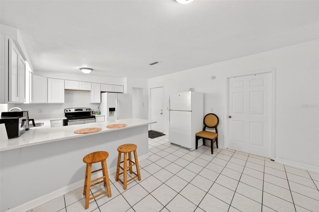 Photo of 410 Santiago Avenue, Orlando, FL 32807 (MLS # O6388303)