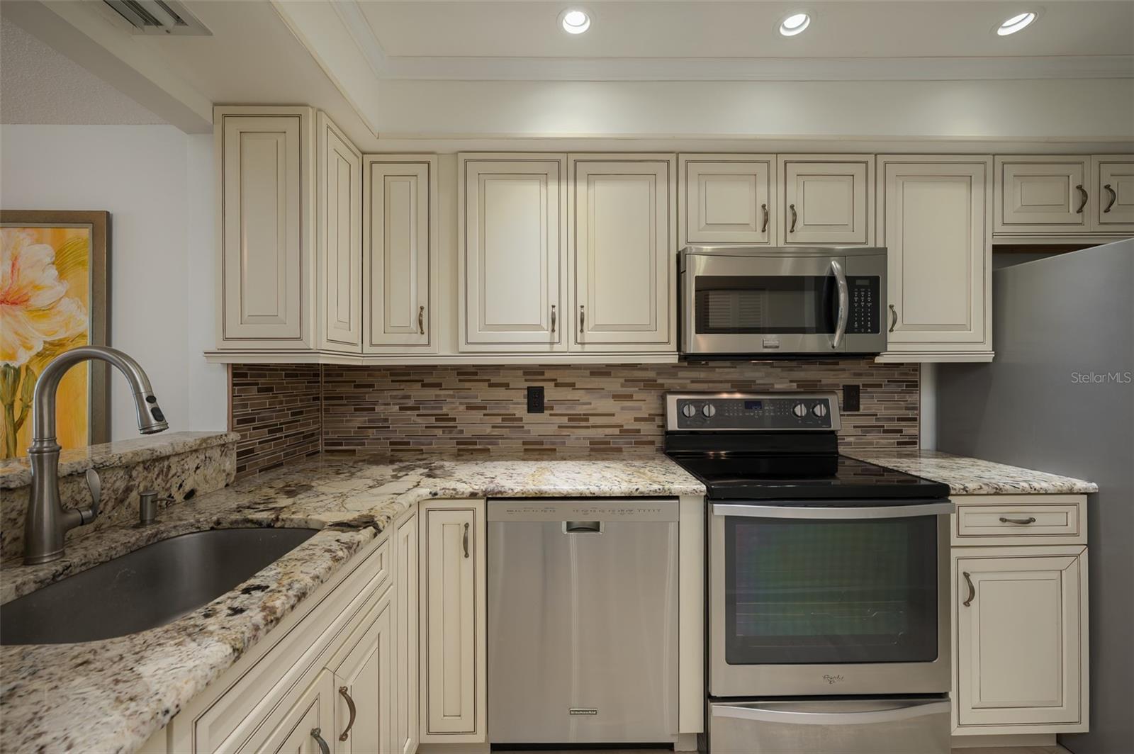 SUNRISE COVE SEC 4 - Residential